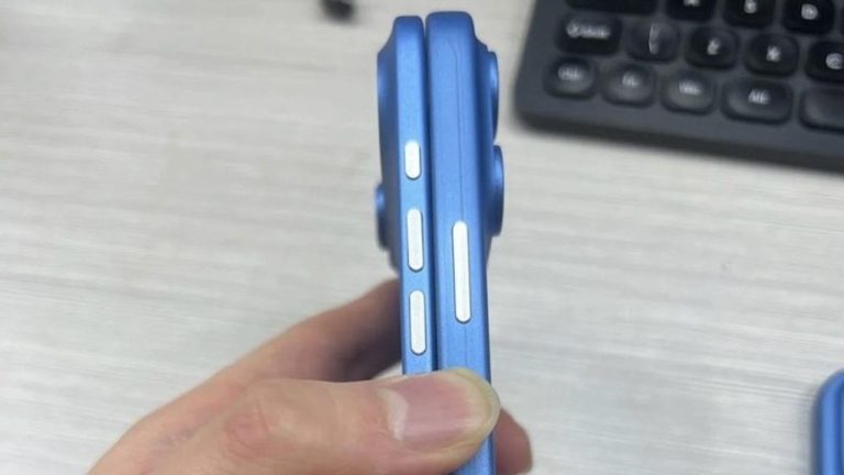 驚くほど薄いiPhone 17 Airのダミー機が登場──本当に折れないのか？