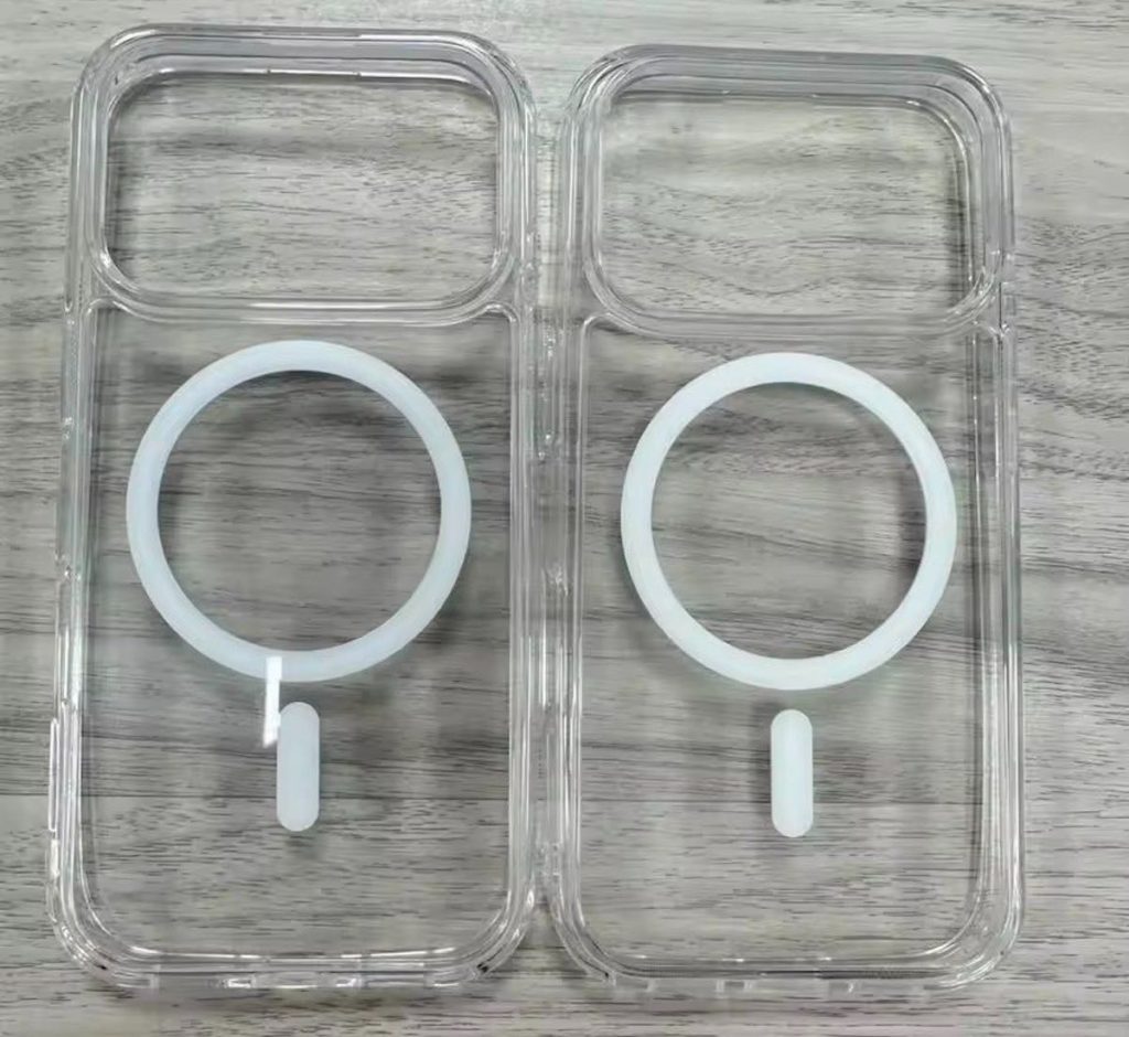 iPhone17 Proのケース、リアカメラ部完全開放と分割式と2種類のデザインあり